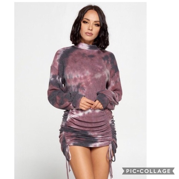 Blu Trends Sweaters - SALE!? 1 Left!! Plum & Black Tie Dyed Sweater
